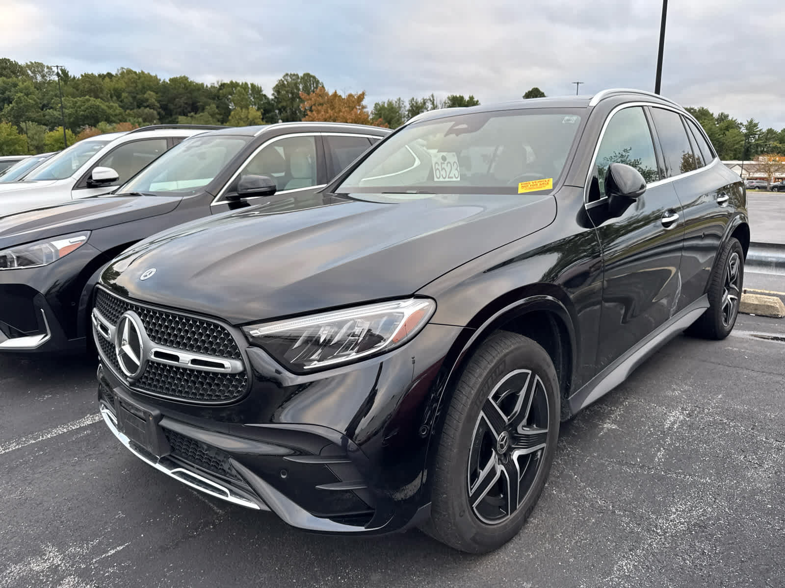 Used 2023 Mercedes-Benz GLC 300 4MATIC image 4