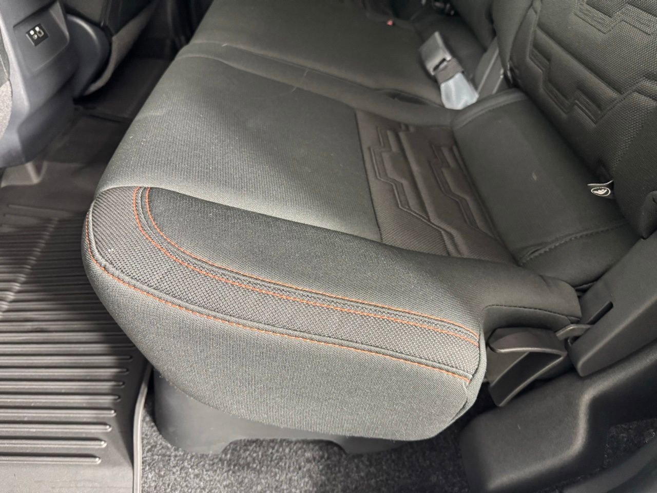 Used 2025 Nissan Frontier PRO-4X w/ Interior Protection Package AWD/4WD image 34