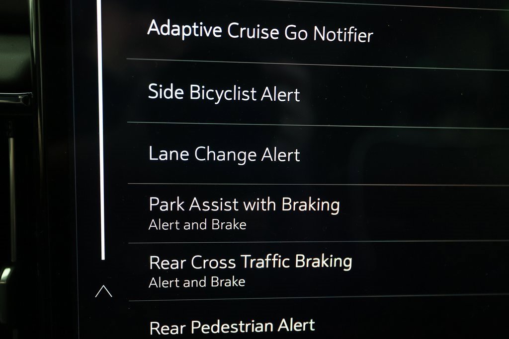 Used 2025 GMC Yukon AT4 Ultimate w/ LPO, Illumination Package image 38