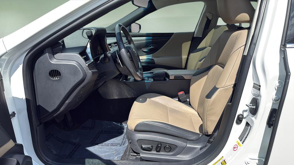 Used 2019 Lexus ES 350 w/ Accessory Package 2 image 11