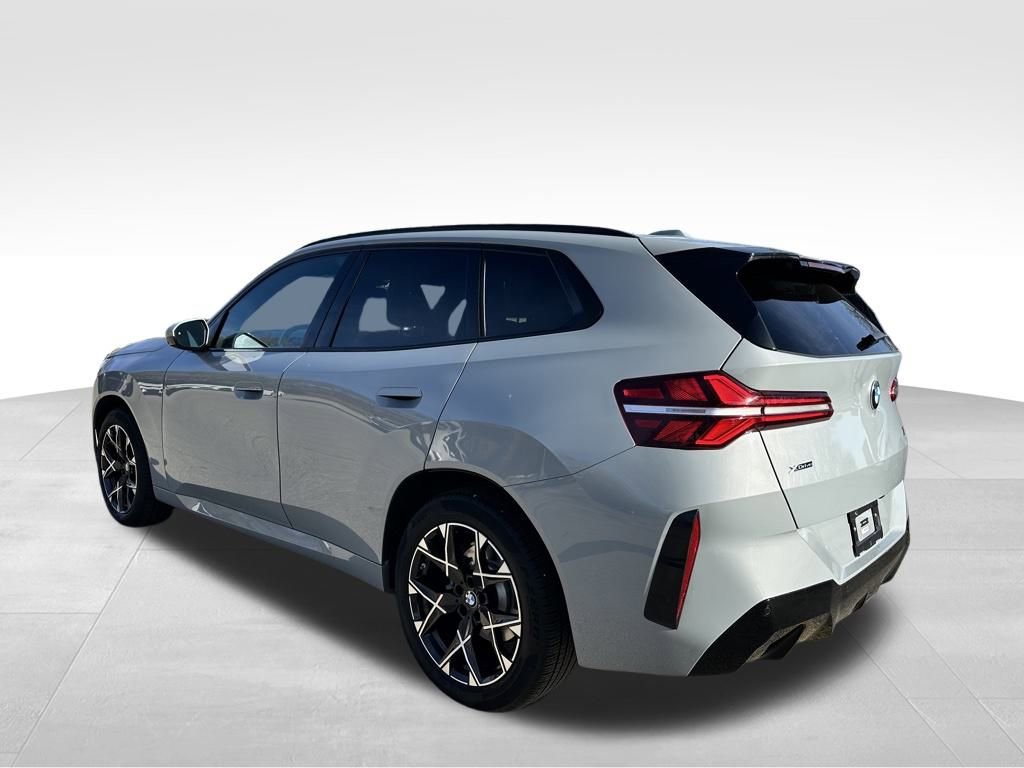 Used 2025 BMW X3 xDrive30i image 9