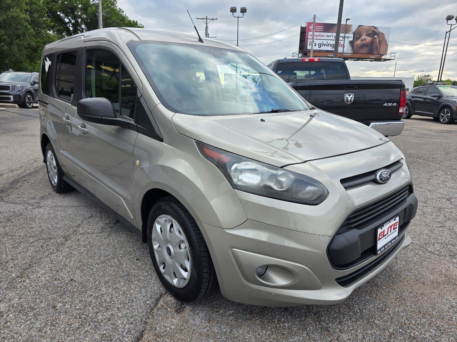 Used 2014 Ford Transit Connect XLT FWD image 3