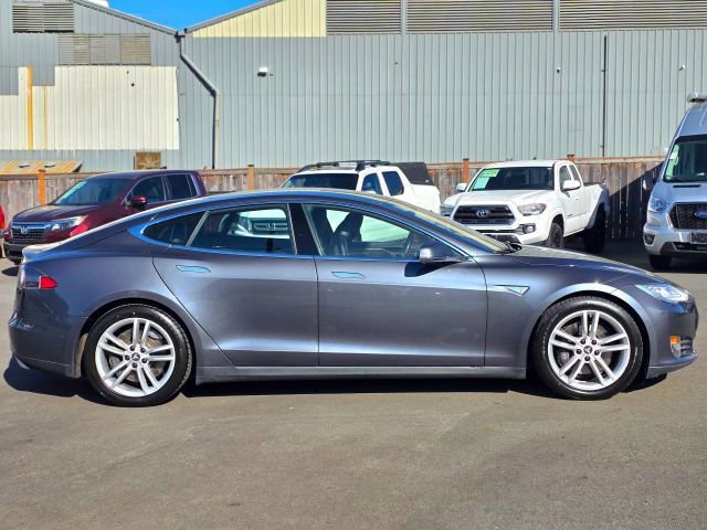 Used 2015 Tesla Model S 85D image 9