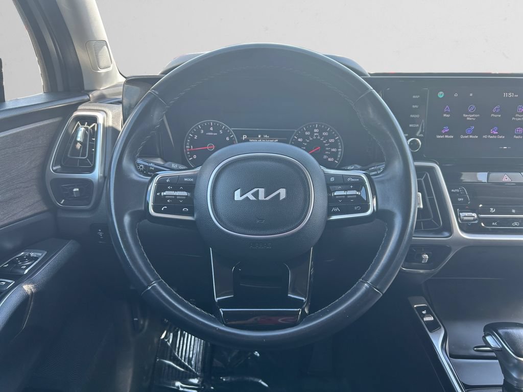 Used 2023 Kia Sorento S w/ Panoramic Sunroof Package AWD/4WD image 26