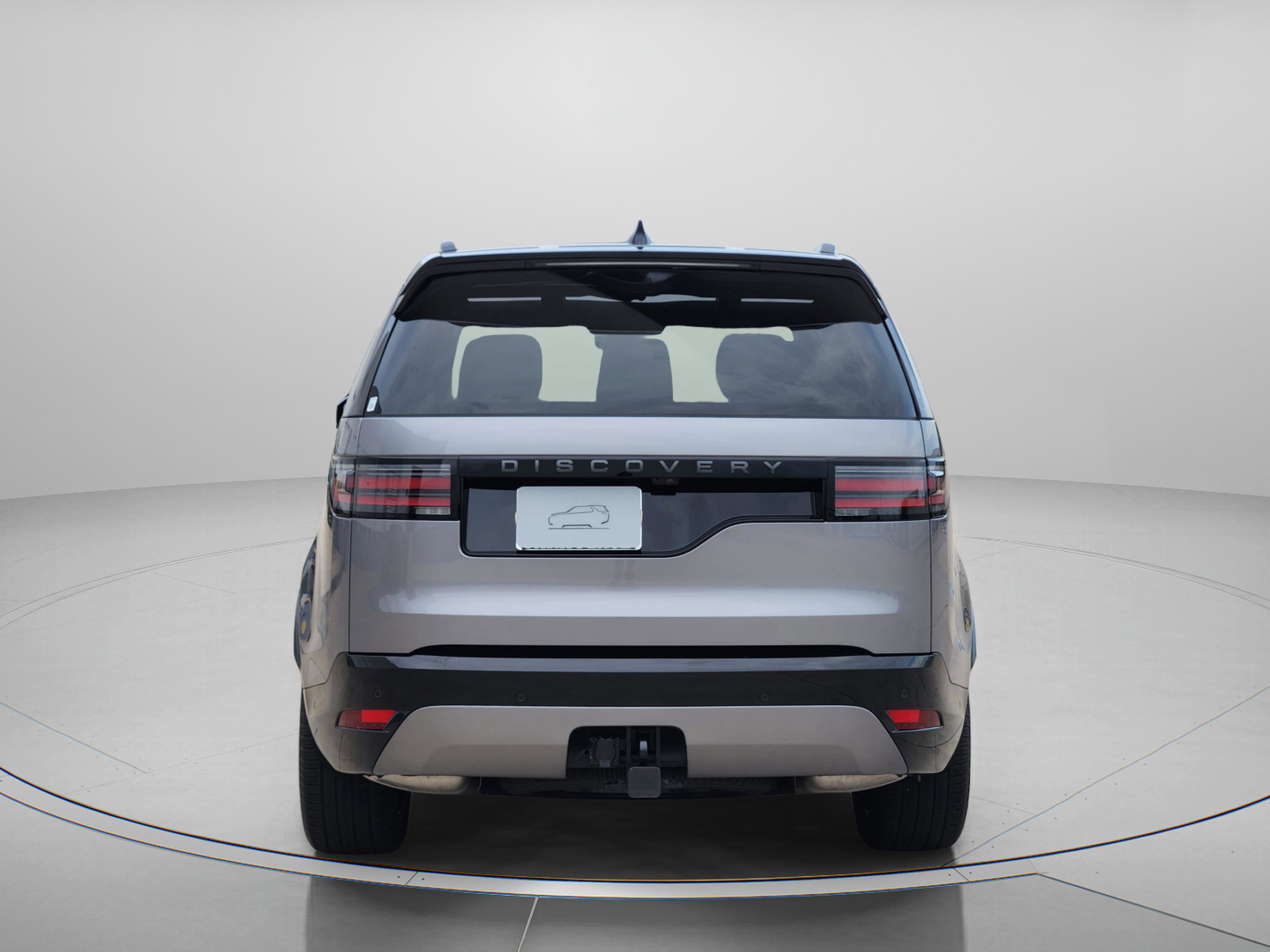Certified 2025 Land Rover Discovery Dynamic SE AWD/4WD image 4