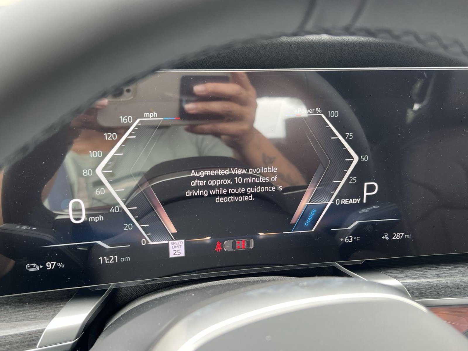 New 2025 BMW i7 eDrive50 w/ Executive Package RWD image 14