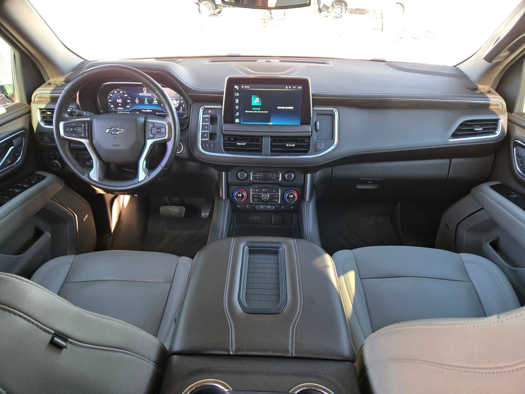 Used 2022 Chevrolet Tahoe Z71 w/ Z71 Off-Road Package image 15