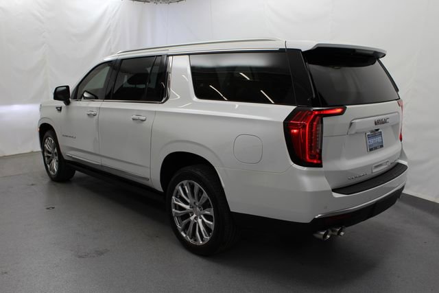 Used 2023 GMC Yukon XL Denali w/ Max Trailering Package AWD/4WD image 9