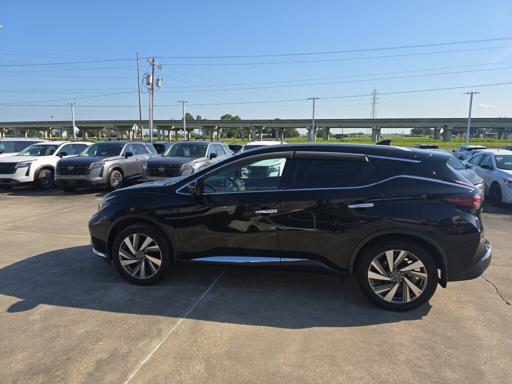 Used 2019 Nissan Murano SL FWD image 3