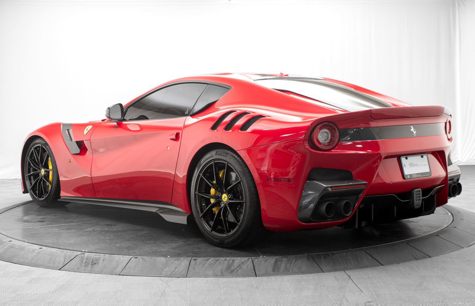 Used 2017 Ferrari F12tdf RWD image 5
