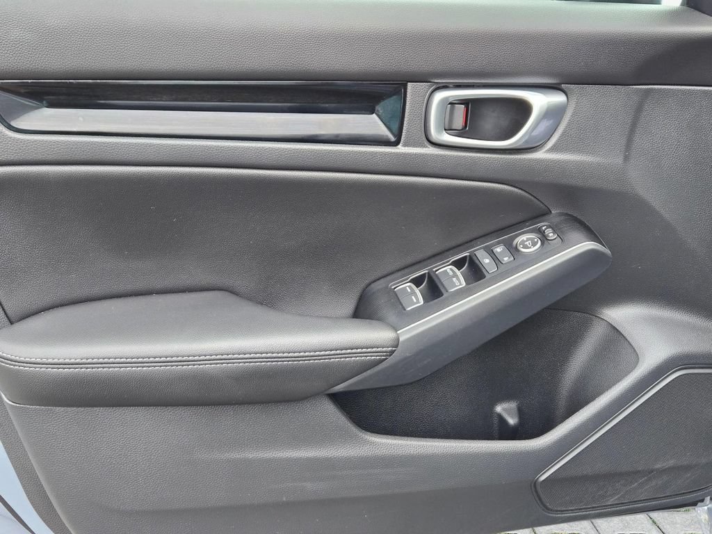 Used 2023 Honda Civic Sport Touring image 11
