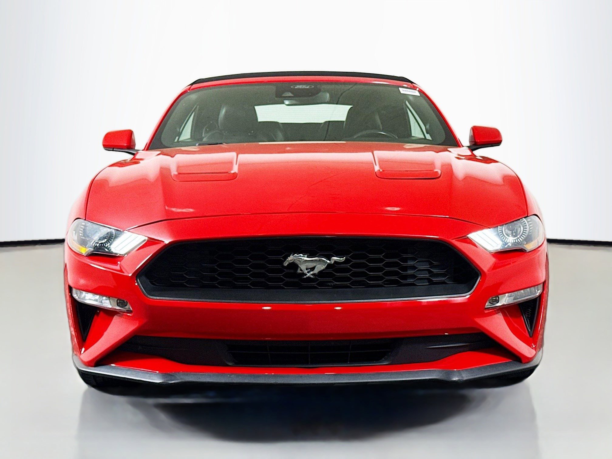 Used 2021 Ford Mustang Premium image 2