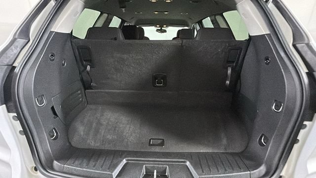 Used 2017 Chevrolet Traverse LT w/ Style and Technology Package AWD/4WD image 27