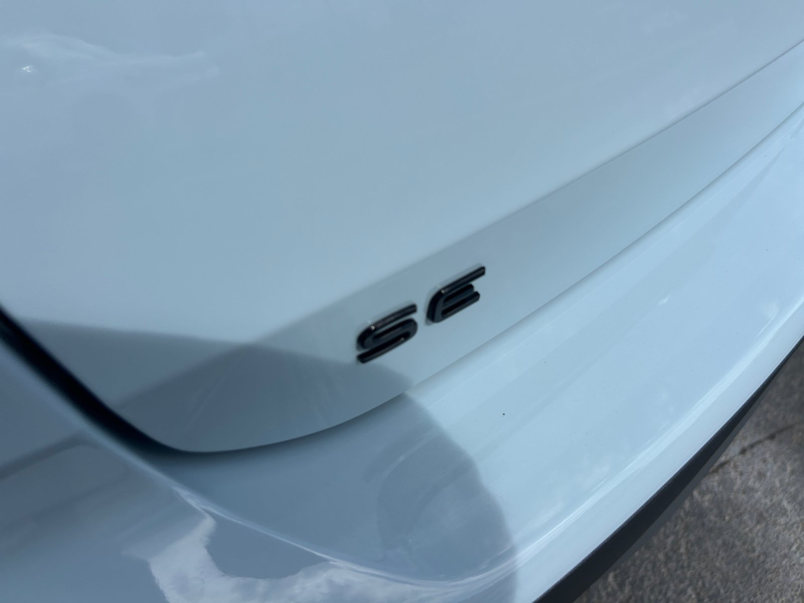 New 2026 Volkswagen Taos SE FWD image 23