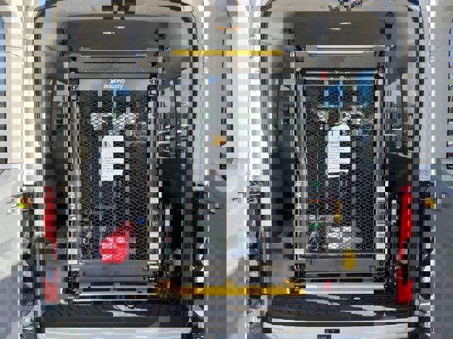 Used 2018 Ford Transit 350 XL image 12