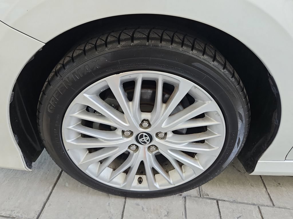 Used 2018 Toyota Camry XLE w/ Audio Package FWD image 35