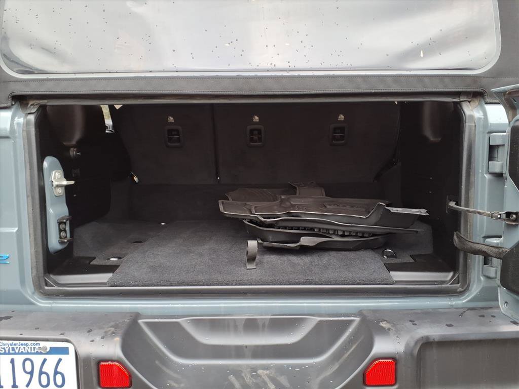 Used 2024 Jeep Wrangler Willys image 10