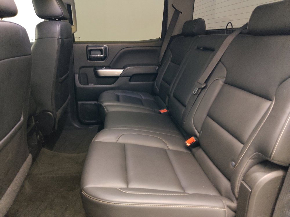 Used 2018 Chevrolet Silverado 1500 LT w/ All Star Edition RWD image 18