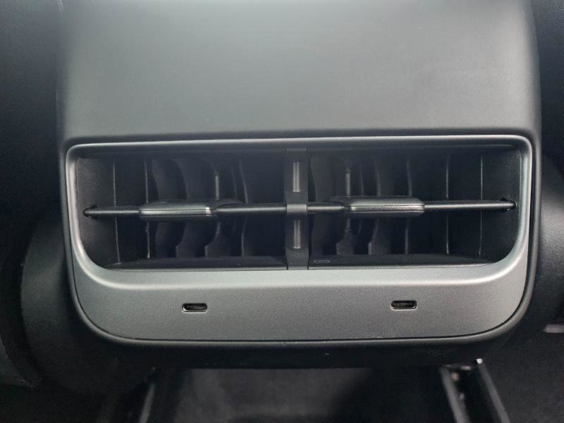 Used 2024 Tesla Model Y Long Range image 62