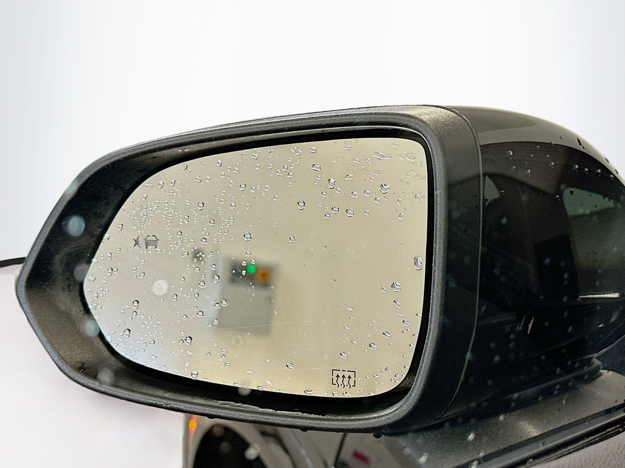 Used 2024 Chevrolet Equinox EV RS AWD/4WD image 16