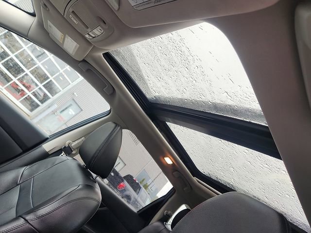 Used 2016 Nissan Rogue SL w/ SL Premium Package image 21