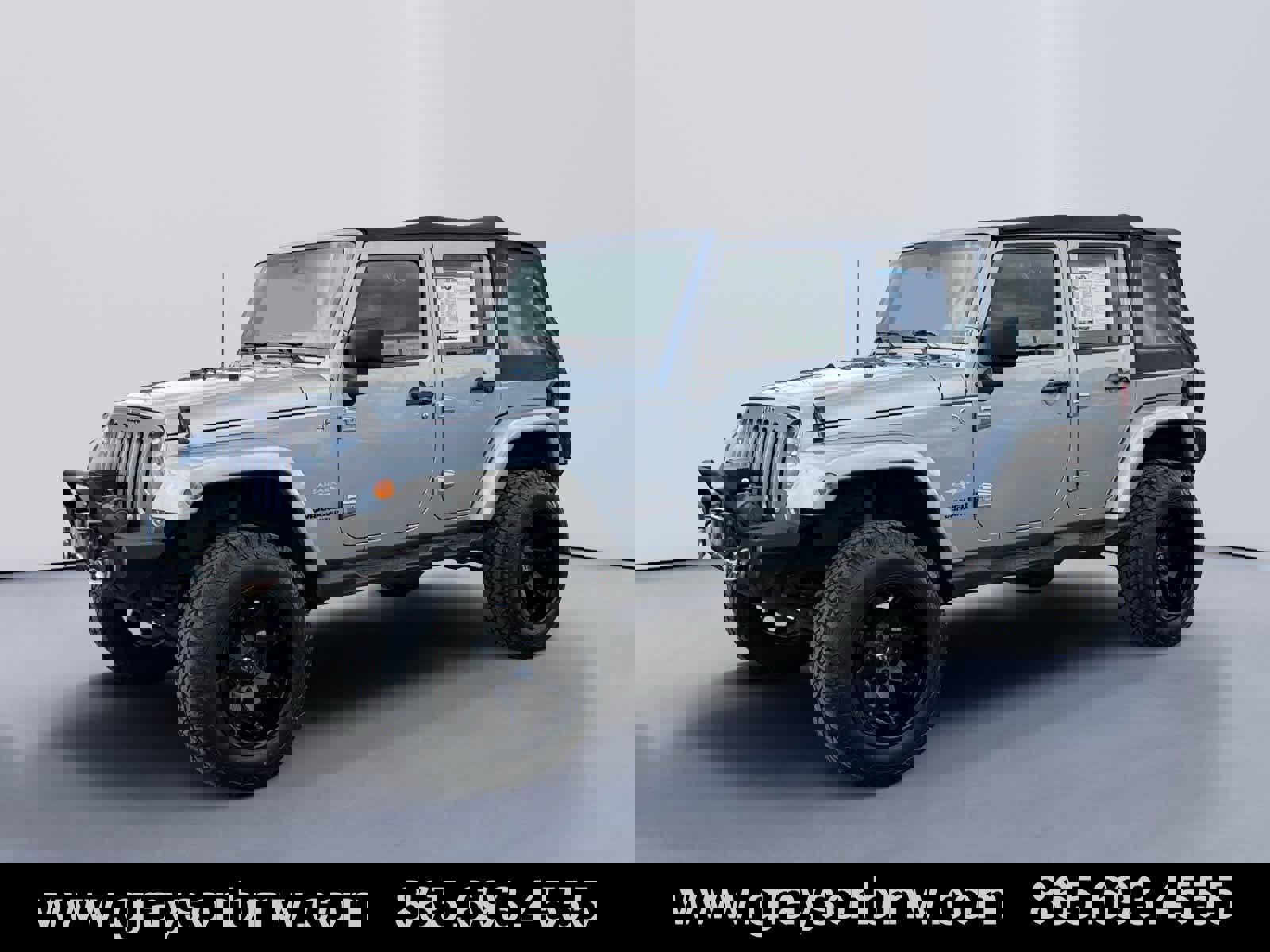 Used 2015 Jeep Wrangler Unlimited Sahara image 7