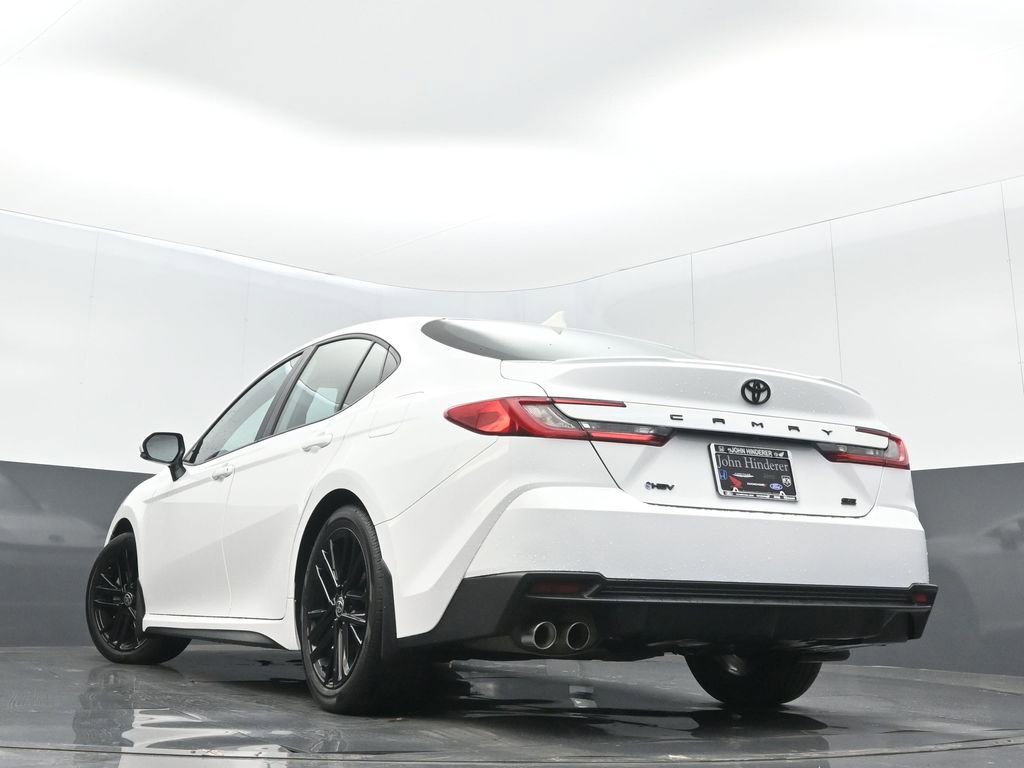 Used 2025 Toyota Camry SE w/ Convenience Package FWD image 33