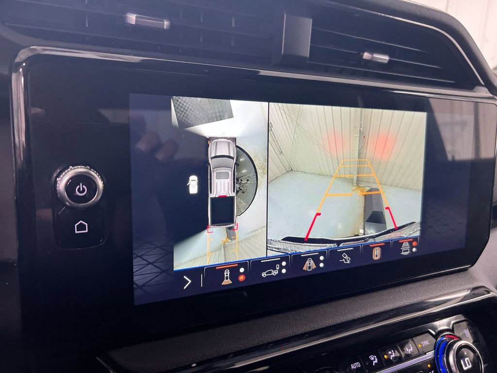 Used 2025 GMC Sierra 1500 AT4 image 16