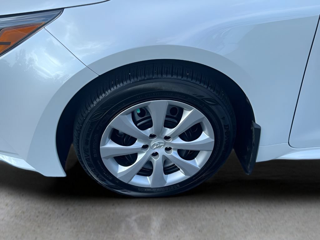 Certified 2025 Toyota Corolla LE FWD image 25