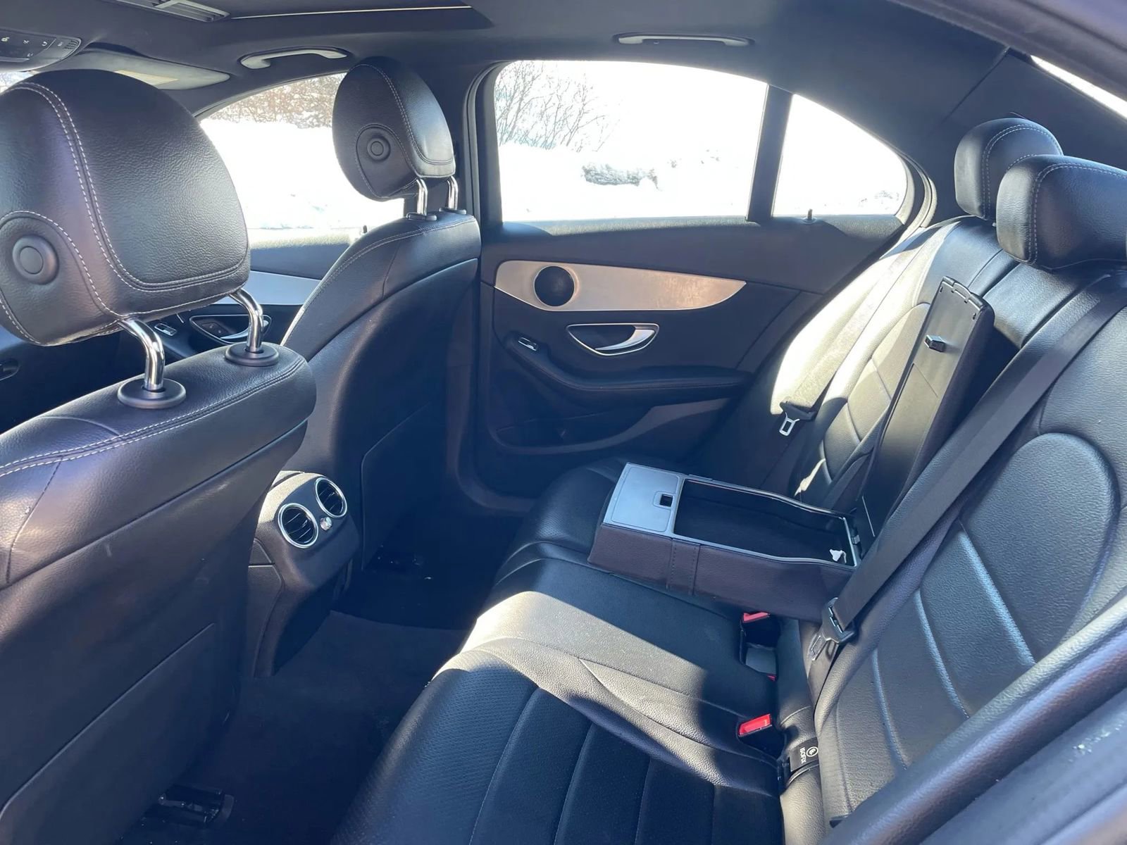 Used 2018 Mercedes-Benz C 300 4MATIC Sedan image 12