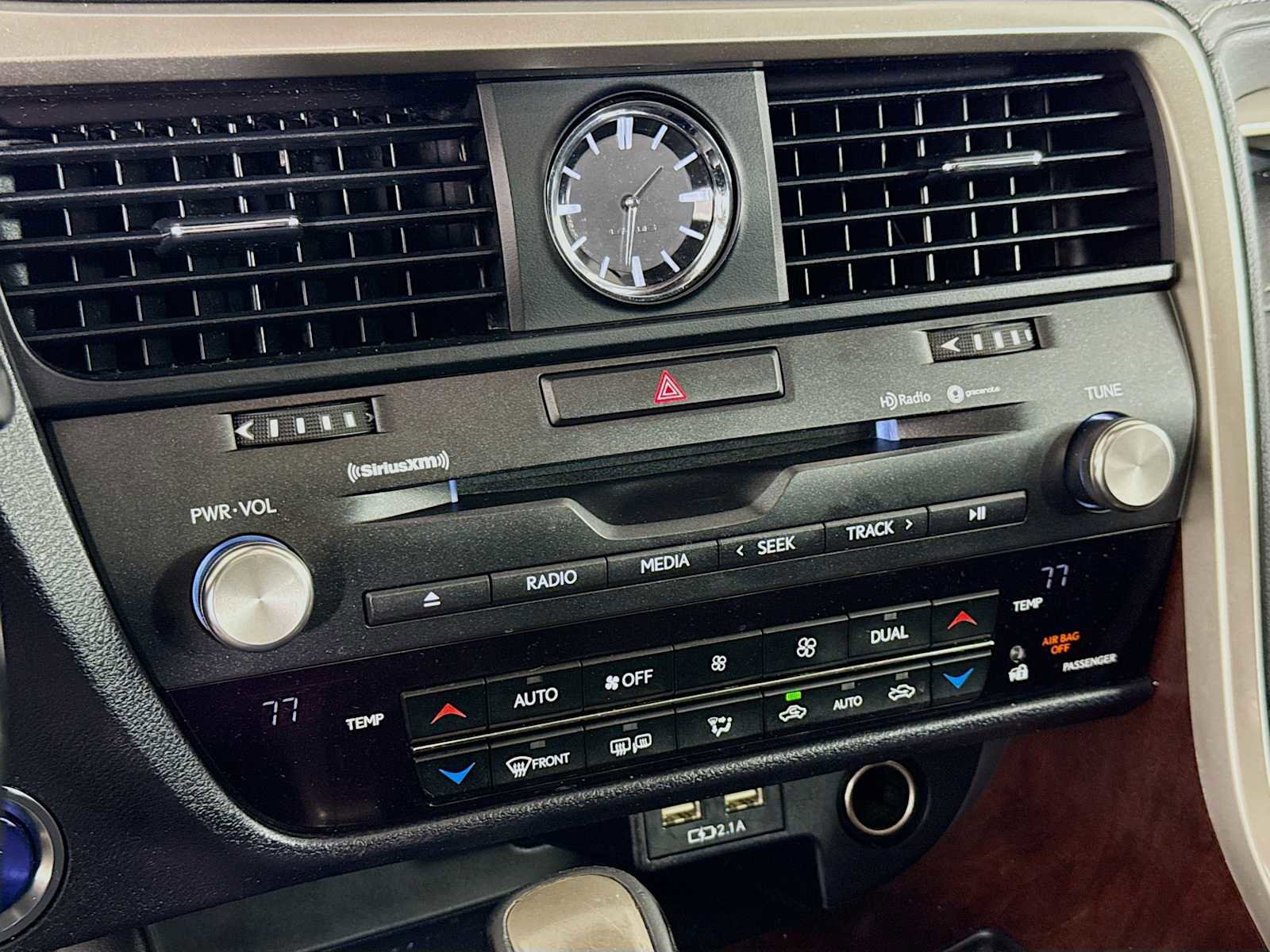 Used 2020 Lexus RX 450h AWD w/ Premium Package image 18