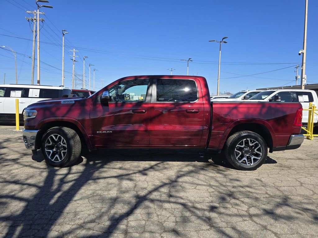 Used 2025 RAM 1500 Laramie image 13