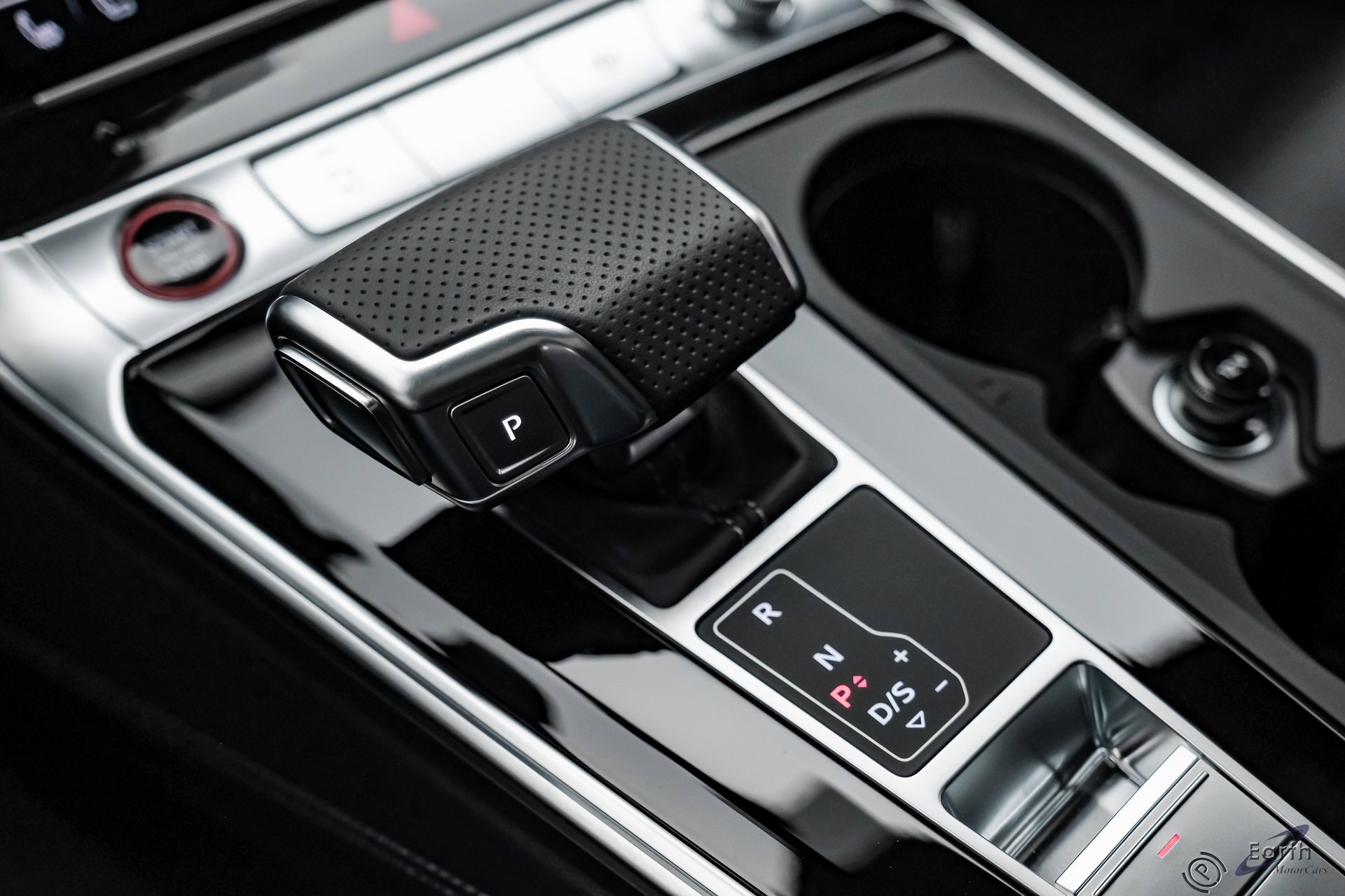 Used 2025 Audi RS 6 performance image 55