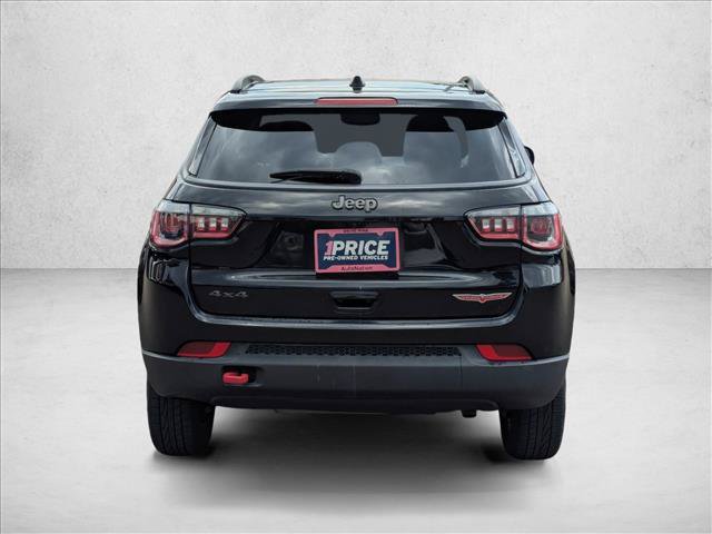 Used 2019 Jeep Compass Trailhawk w/ Leather Interior Group AWD/4WD image 6