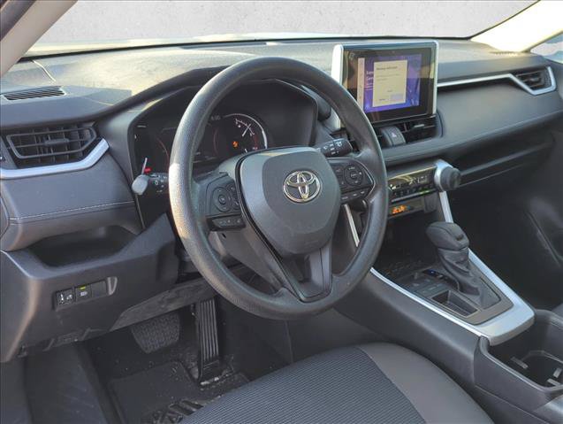 Used 2023 Toyota RAV4 LE FWD image 10