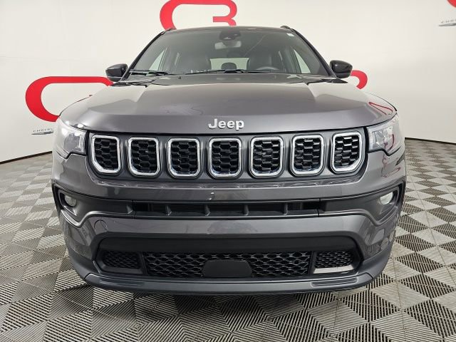 Certified 2024 Jeep Compass Latitude image 2
