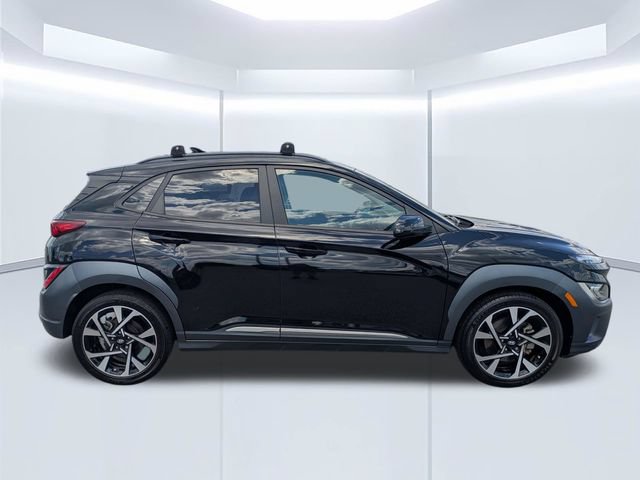 Used 2023 Hyundai Kona Limited FWD image 4