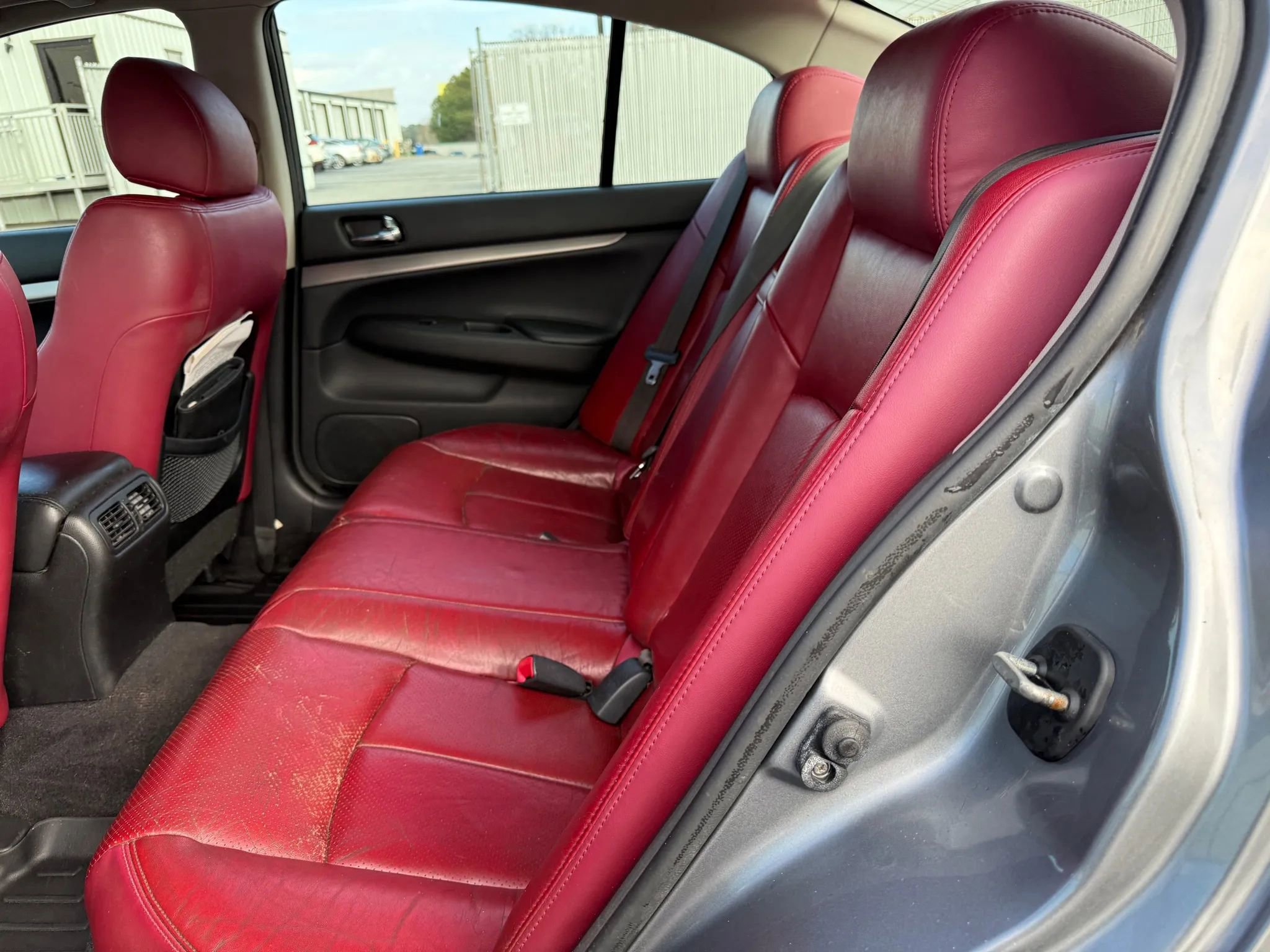 Used 2010 INFINITI G37 Anniversary Edition image 21