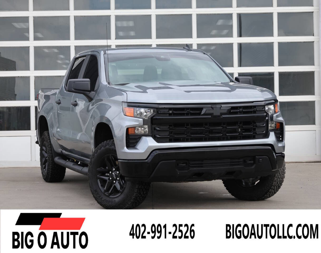 Used 2026 Chevrolet Silverado 1500 Custom Trail Boss w/ Dark Appearance Package AWD/4WD image 1