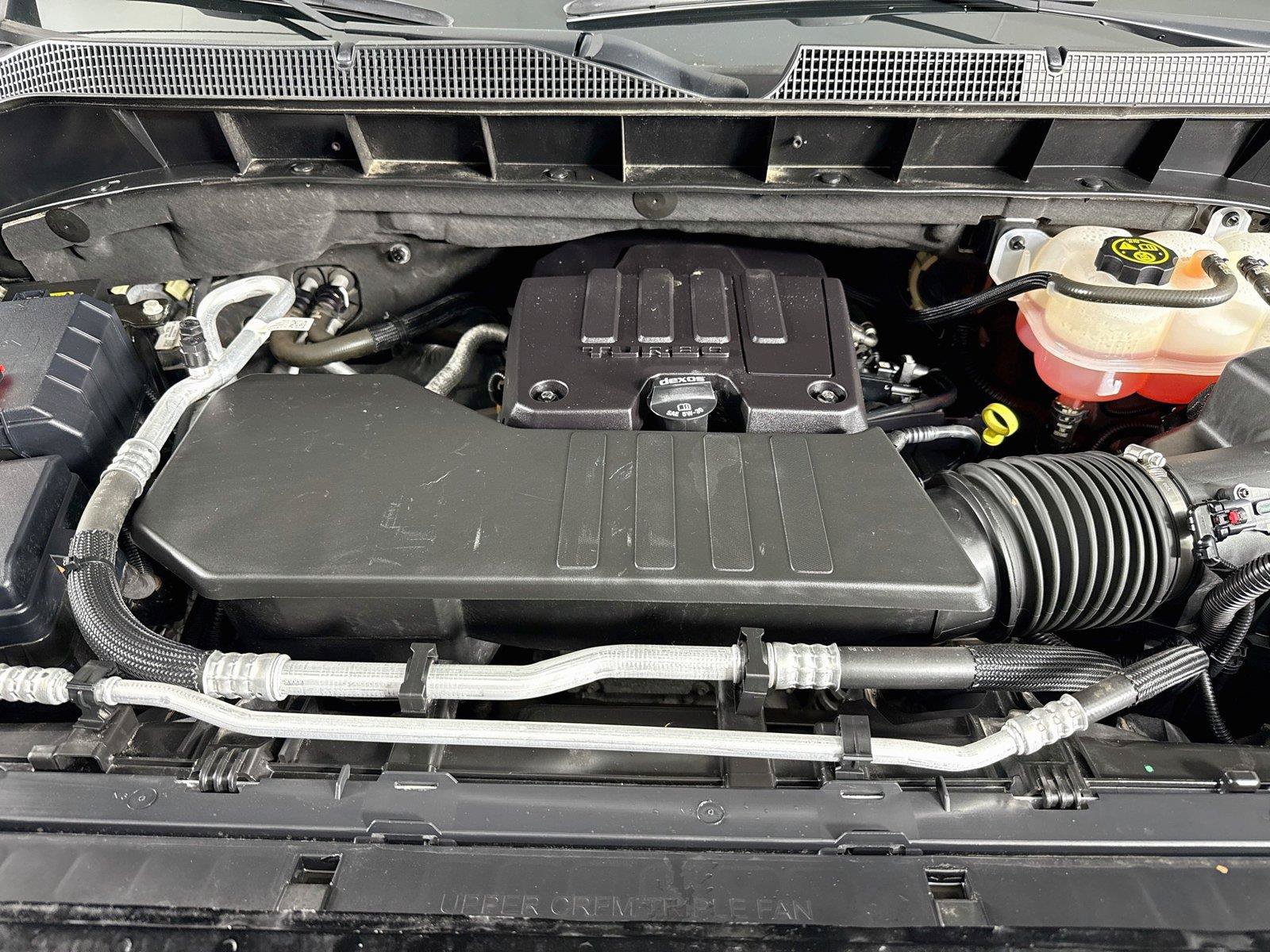 Used 2023 Chevrolet Silverado 1500 LT AWD/4WD image 30