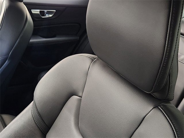 Used 2024 Volvo S60 B5 Core image 15