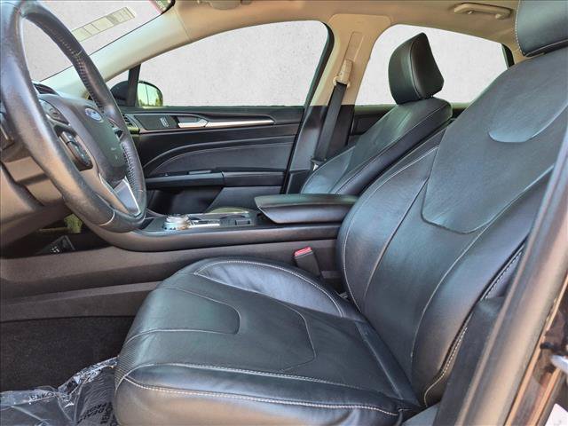 Used 2020 Ford Fusion Titanium AWD/4WD image 16