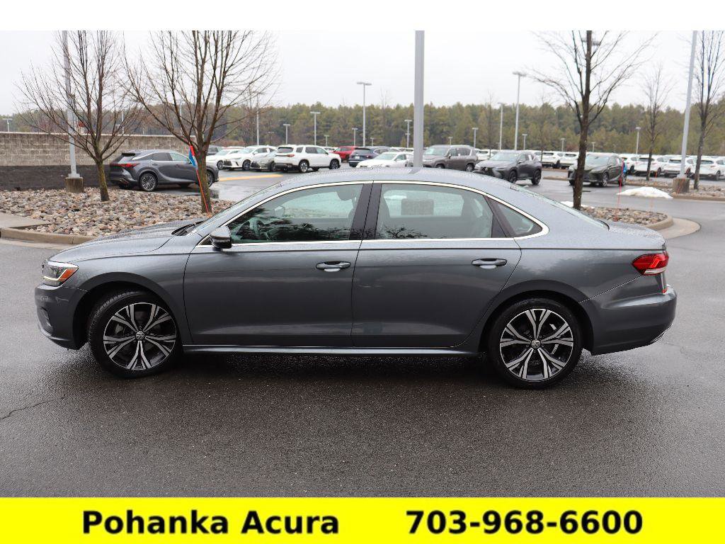 Used 2021 Volkswagen Passat 2.0T SE image 4