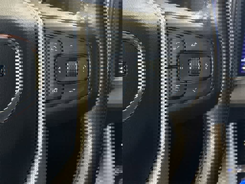 Used 2021 GMC Yukon Denali image 26