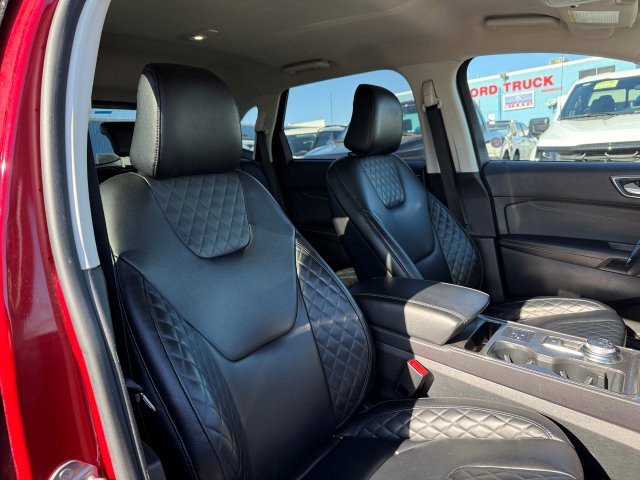 Used 2024 Ford Edge Titanium AWD/4WD image 25