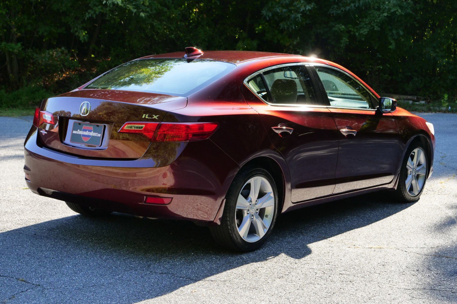Used 2013 Acura ILX 2.0L / Tech Package / Heated S image 40