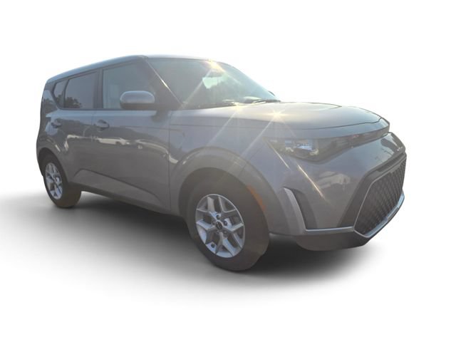Used 2025 Kia Soul LX w/ LX Technology Package FWD image 1