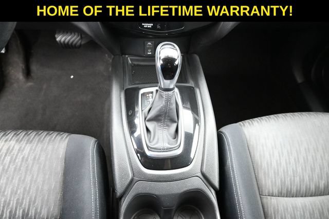 Used 2017 Nissan Rogue S AWD/4WD image 32