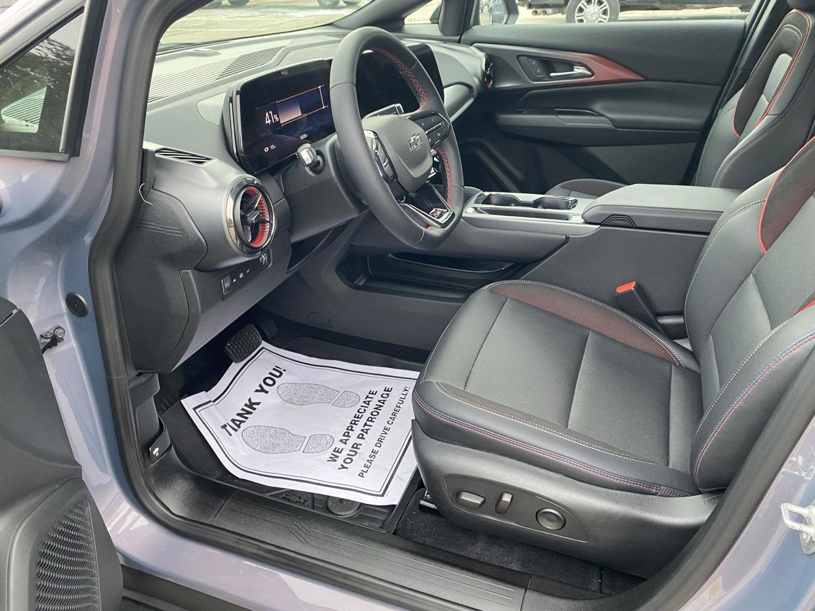 Used 2024 Chevrolet Equinox EV RS image 17