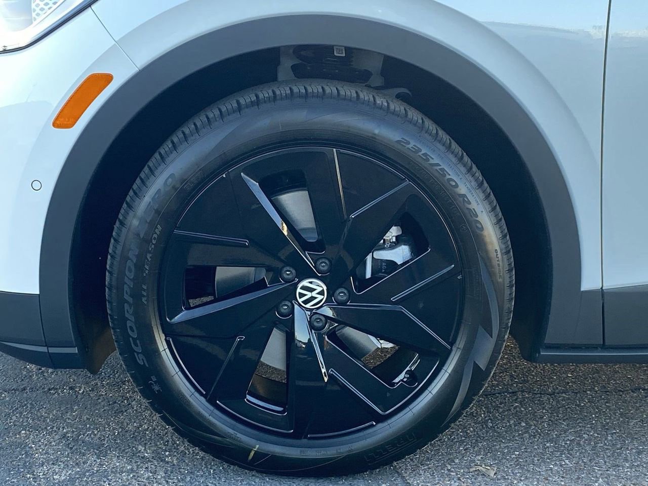 New 2025 Volkswagen ID.4 Pro S image 6